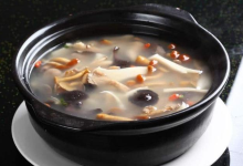 武夷山美食图片-菌菇汤