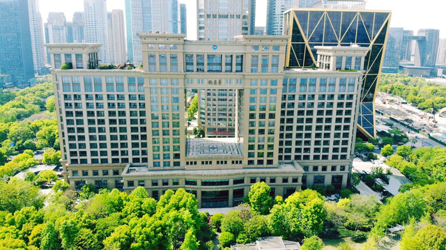 杭州钱塘江边,在泛海钓鱼台酒店,享受来自东方的最高中国礼遇