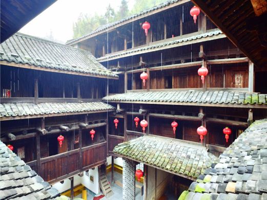 田中赋土楼群