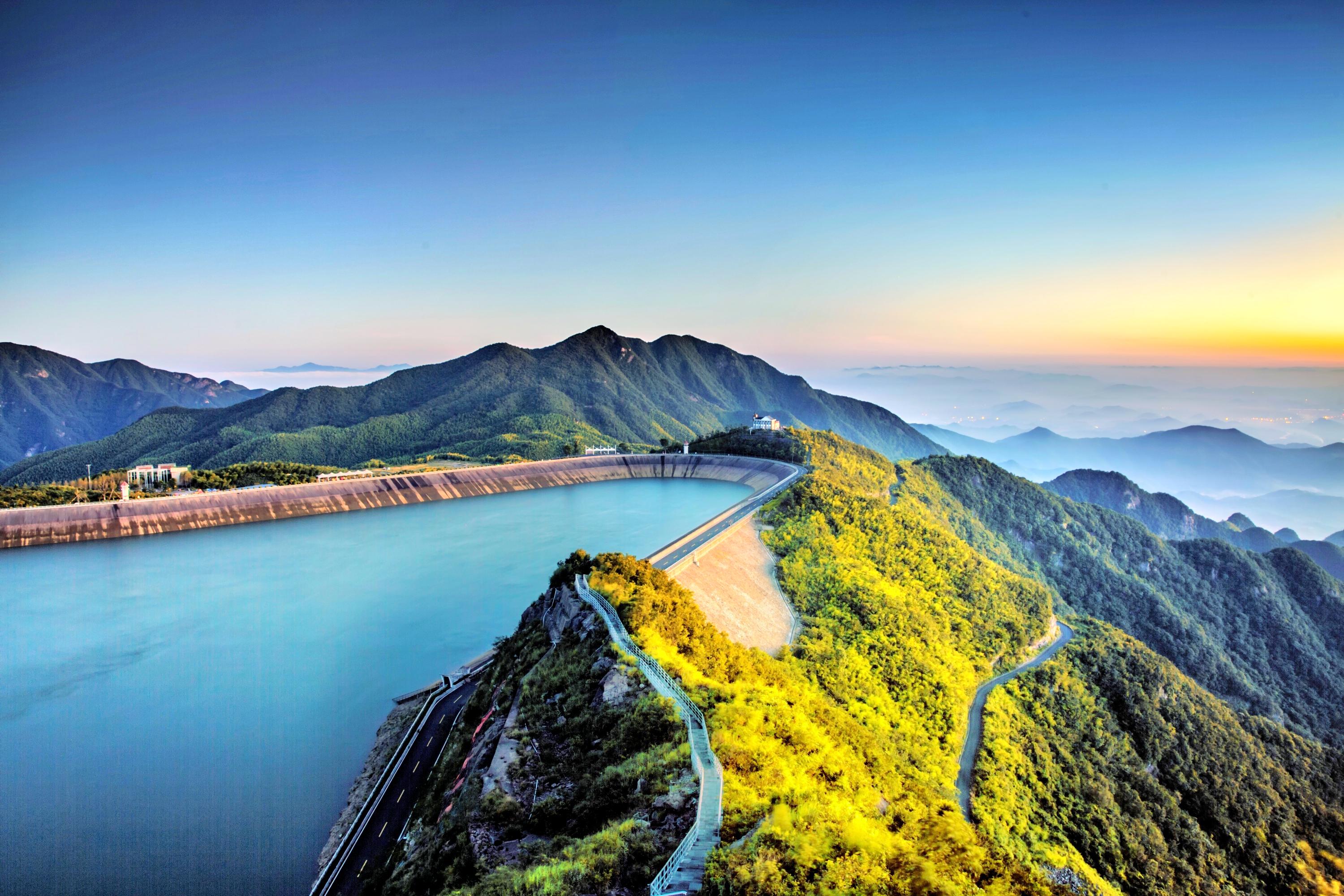 天荒坪风景区
