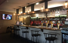 Barrel and Cruse Bistro餐厅图片