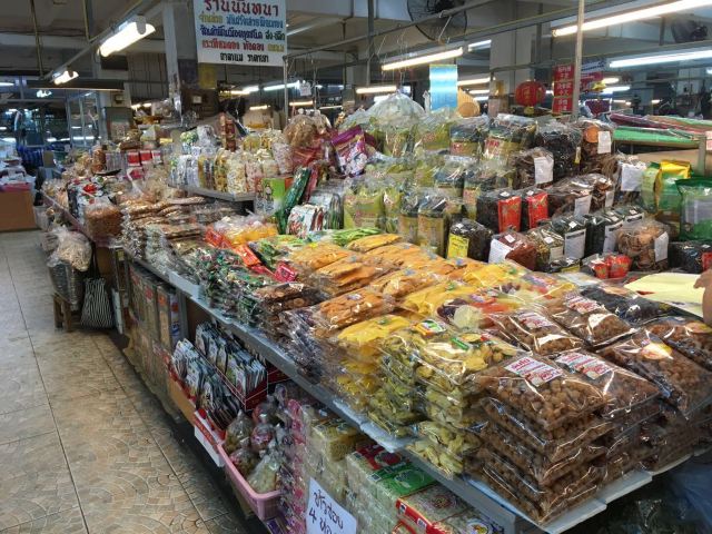 Warorot Market