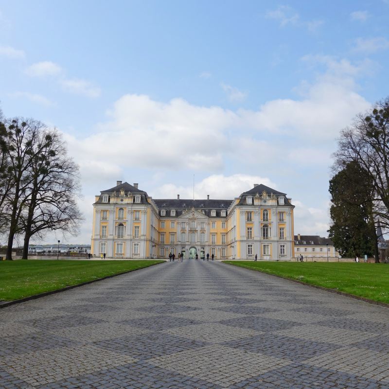 Schloss Augustusburg Travel Guidebook Must Visit Attractions In