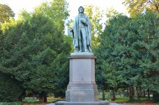 席勒雕像-法兰克福-doris圈圈