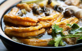 螺蛳鸭脚煲