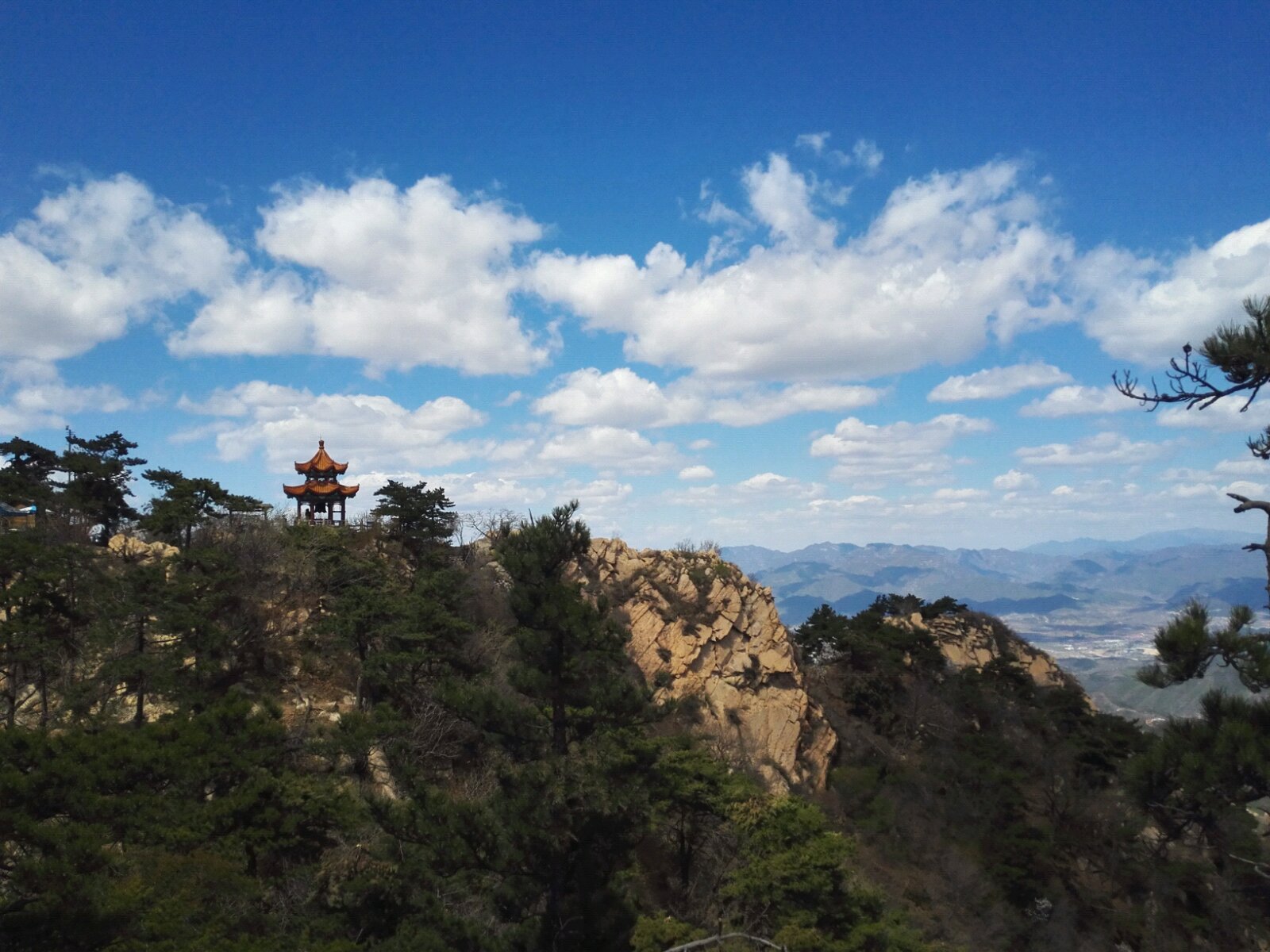 一个人去爬山——盘山