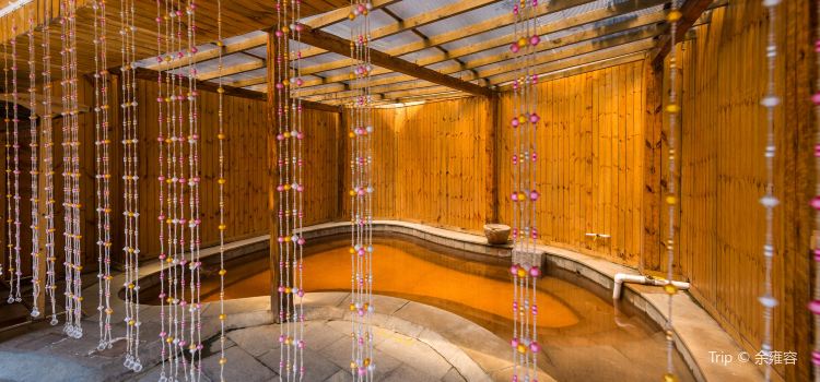 Yangjianyuhou Mountain Forest Hot Spring Hotel Tickets - 