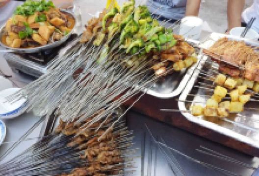 羊山八处烧烤(铁路桥店)美食图片
