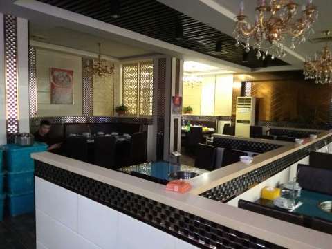 金三峡火锅(巴城镇店)