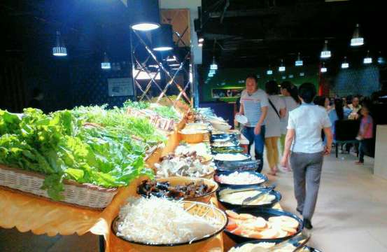 禾一自助火锅百汇(迎新街店)