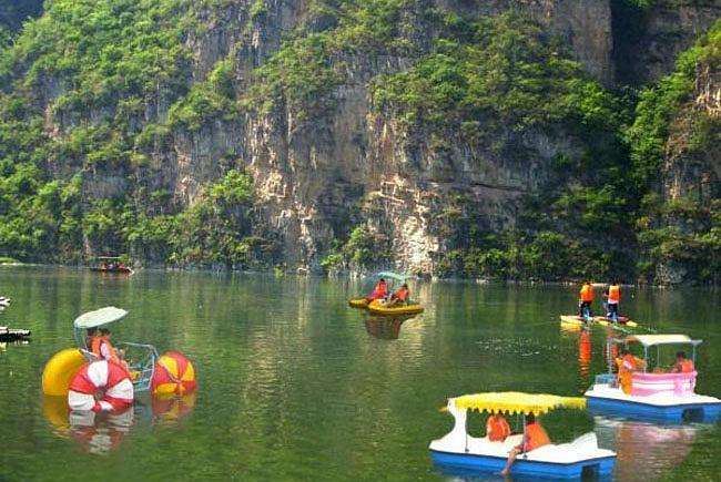 银湖水上乐园 · 保定市 · 景点
