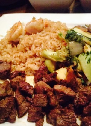 Ronin Steak & Sushi House餐厅图片