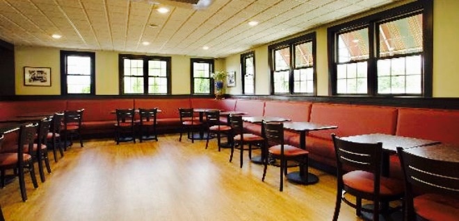 Fitzpatrick's Deli & Steakhouse餐厅图片