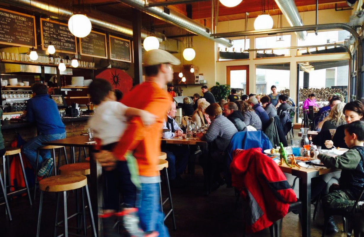 Solstice Wood Fire Pizza - Cafe & Bar