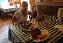 Barnstormer Barbeque美食图片