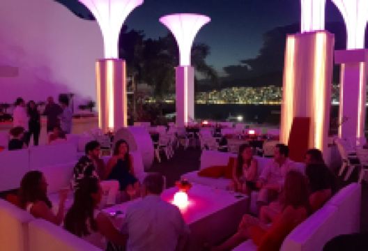 Tonys Asian Bistro美食图片