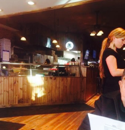 Hobie's Sports Den餐厅图片