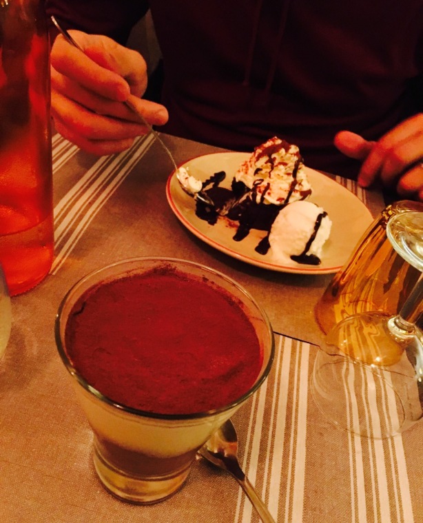 Sous L'olivier餐厅图片