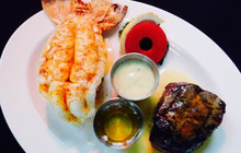 The Wonder Bar Steakhouse餐厅图片