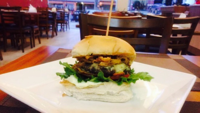 Via Pizza Forno a Lenha餐厅图片