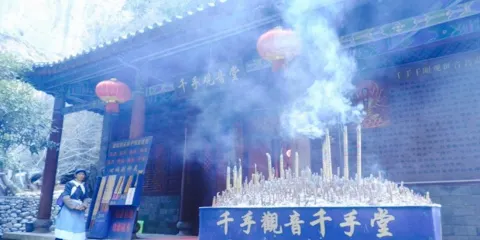 觀音飛瀑-千手觀音堂