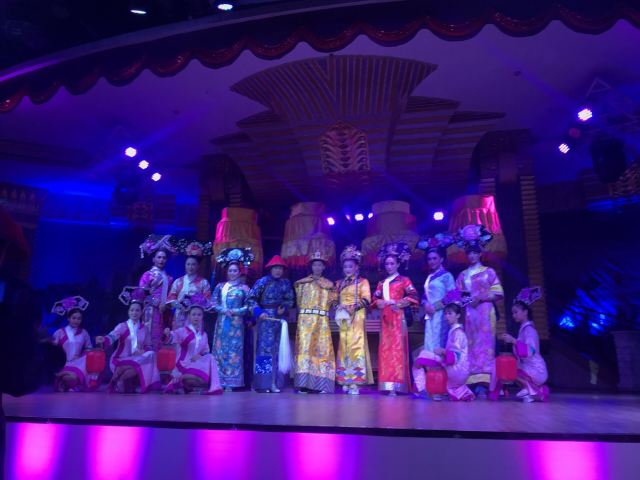 Red Artists Performance