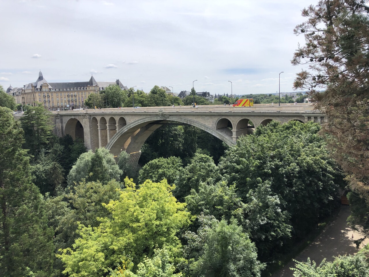 卢森堡阿道夫桥