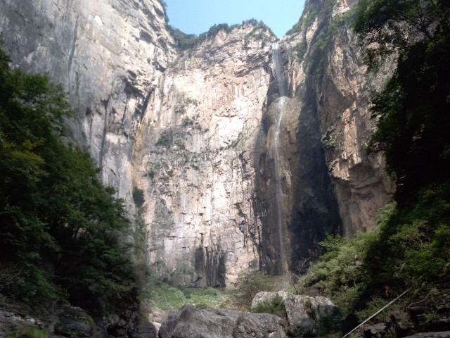泉瀑峡大瀑布
