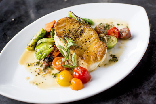 Sur Restaurant & Lounge餐厅图片