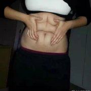 威士忌里加枸杞