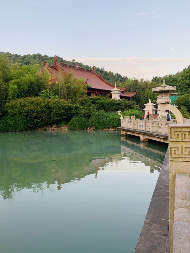 爐峰禪寺