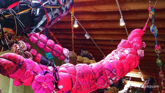 Hauser & Wirth