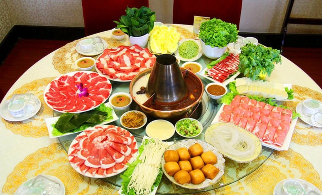 乌兰布统龙腾山庄特色民宿(迎宾路分店)