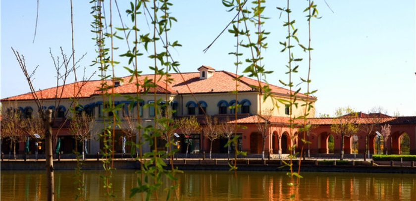 沙湖假日酒店餐饮部