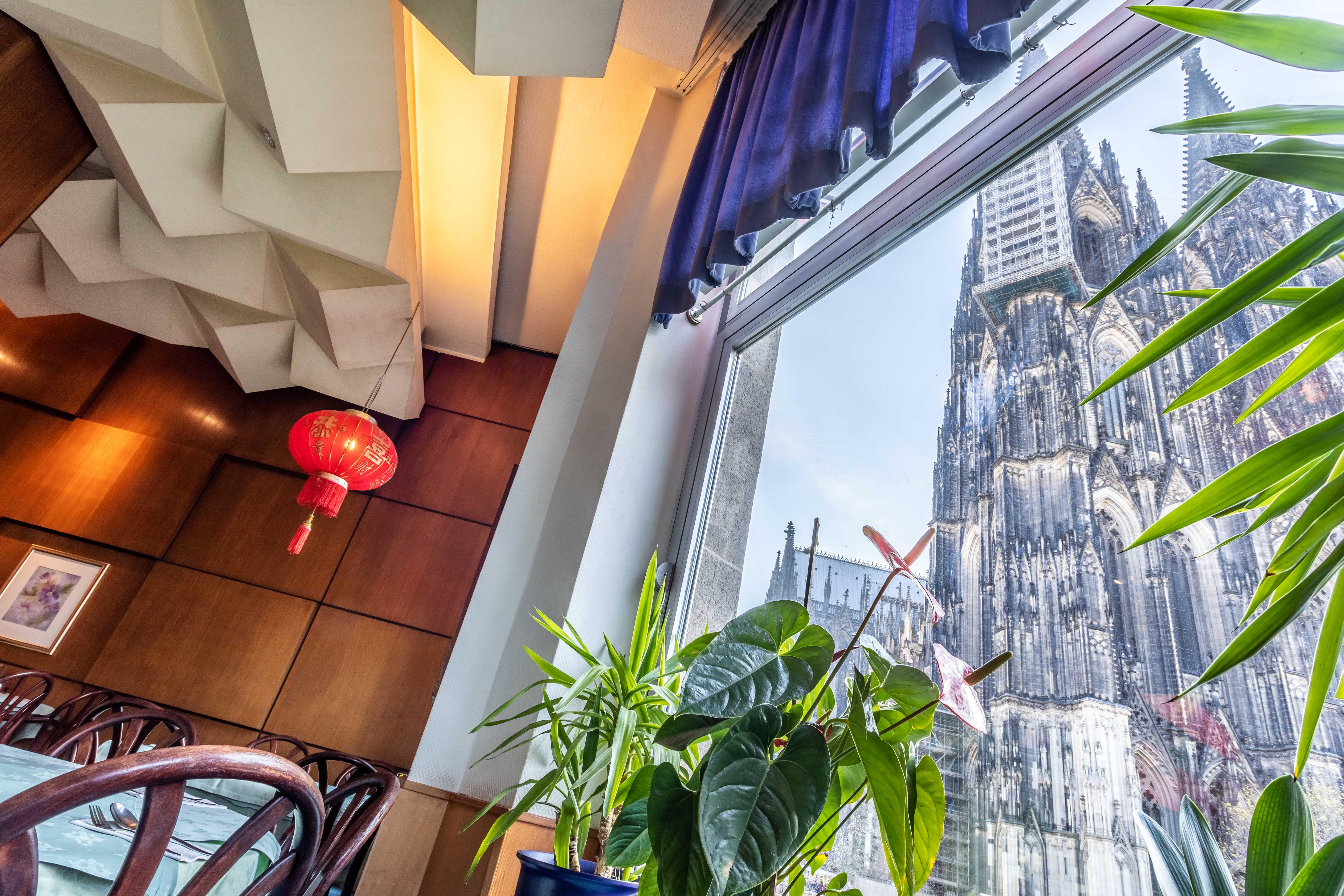 Gaffel Am Dom Reviews Food Drinks In North Rhine Westphalia