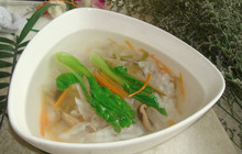 敲鱼汤