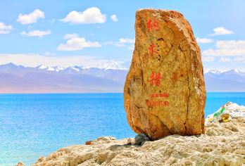 西藏拉萨纳木措一日游【十年老司机带队 行程不孤单】【布宫周边三公里内酒店上门接，含午餐。十年老司机带队行程不孤单】