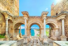 哈德良门景点图片