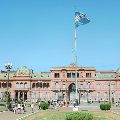 布宜诺斯艾利斯方尖碑+巴罗洛宫+阿根廷钢花+五月广场+七月九日大道+玫瑰宫一日游