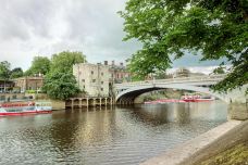 乌斯河-约克-doris圈圈