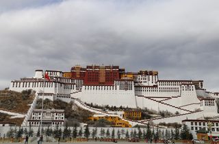 2020 毕业季旅游攻略，毕业季拉萨青旅住宿攻略，布达拉宫附近青旅推荐