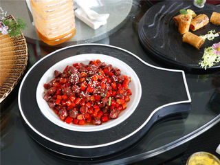 私享十二年的川菜出新品,花园式餐厅优雅地吃细品乡土味