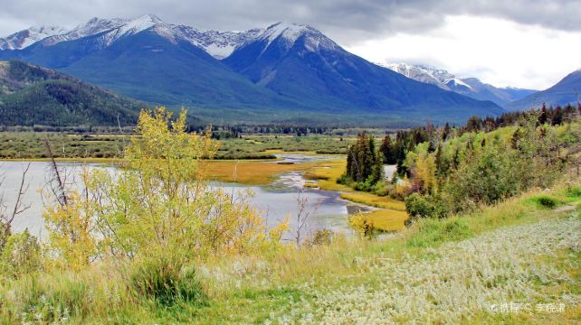 <4天>【暢爽冰雪落基山】卡進溫出不走回頭路·1日班夫自由行+班夫國家公園+強斯頓徒步冰雪峽谷+露易絲湖+可選硫磺山纜車/班夫溫泉/馬拉雪橇(2人成團)