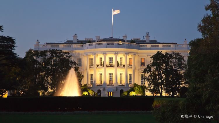 6-Day Grand East Coast Budget Tour from New York· Philadelphia, Washington D.C., Niagara Falls and Boston | EWR Airport Pick-up