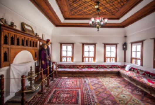 中校的寓所景点图片