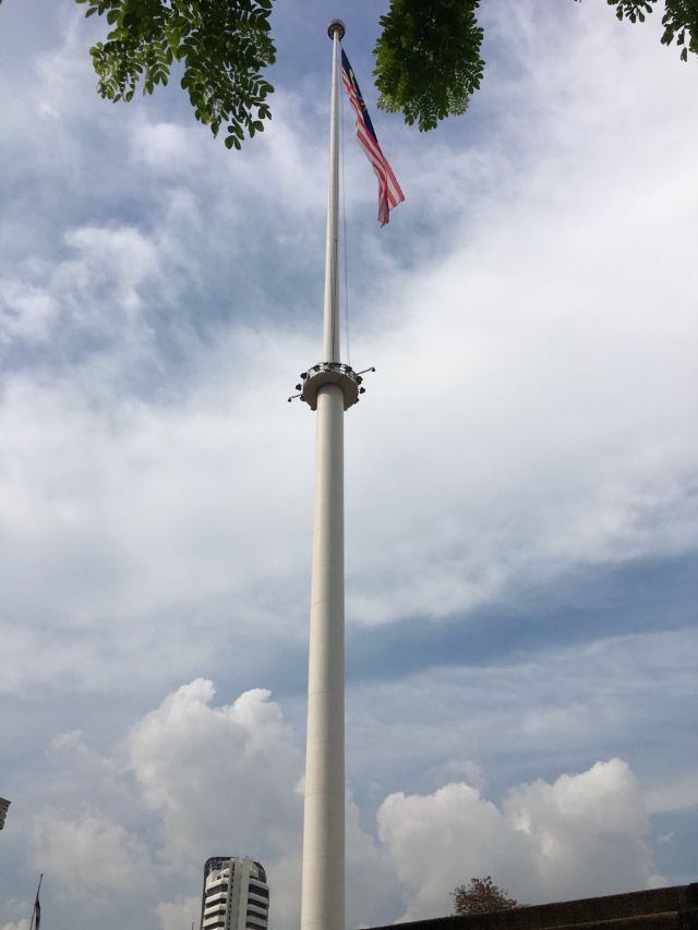 메르데카 광장