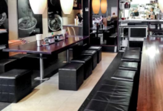 Menya Noodle Bar美食图片