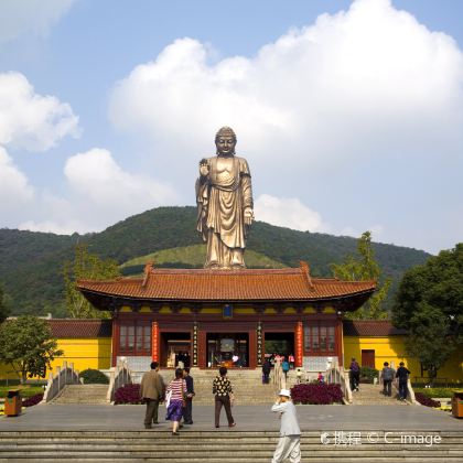 杭州西湖风景名胜区+千岛湖景区+黄山风景区+宏村景区+乌镇西栅+苏州拙政园+灵山景区禅意小镇·拈花湾+上海东方明珠10日9晚跟团游