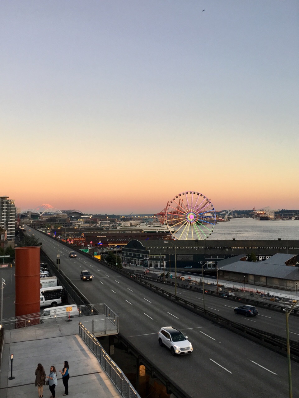 夕阳下的西雅图