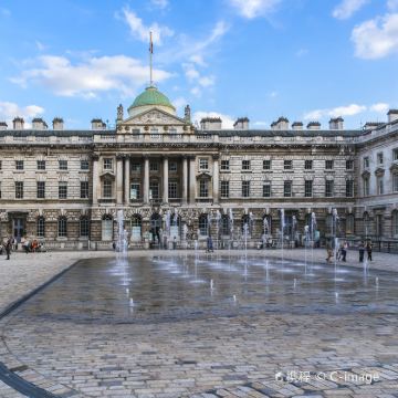 英国9日8晚拼小团